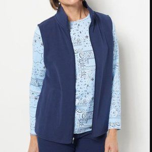 Sport Savvy | Soft Sky Blue Paisley Long-Sleeve Tee & Navy Zip-Up Vest